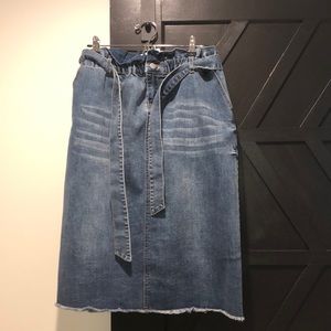 Midi jean skirt NWT roolee